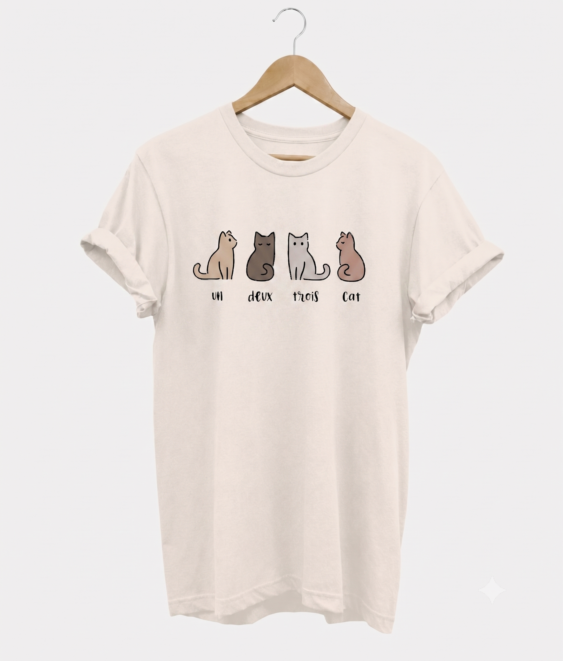 Un Deux Trois Cat With Color tee in beige