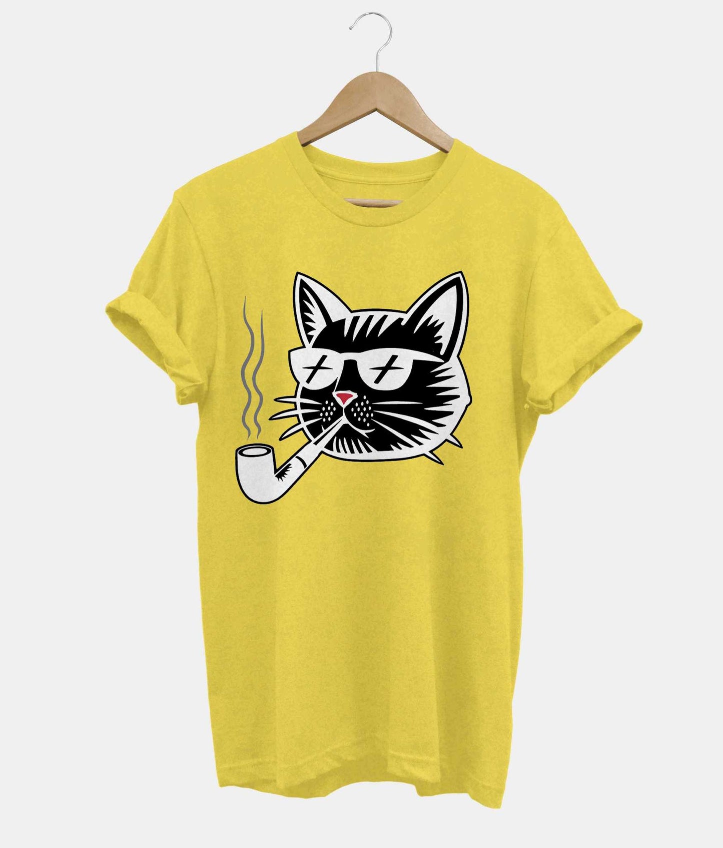 Cat Pipe t-shirt in yellow