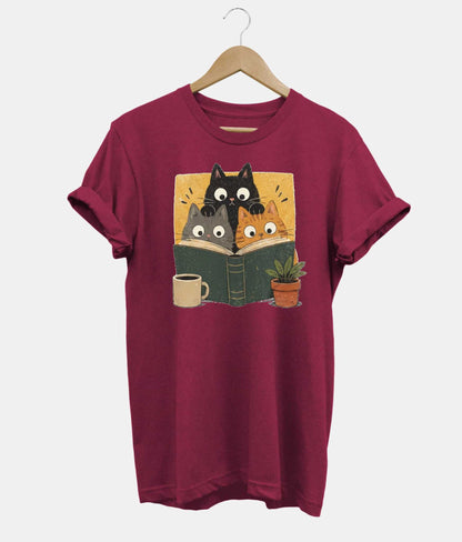 Book Club Cats t-shirt in dark red