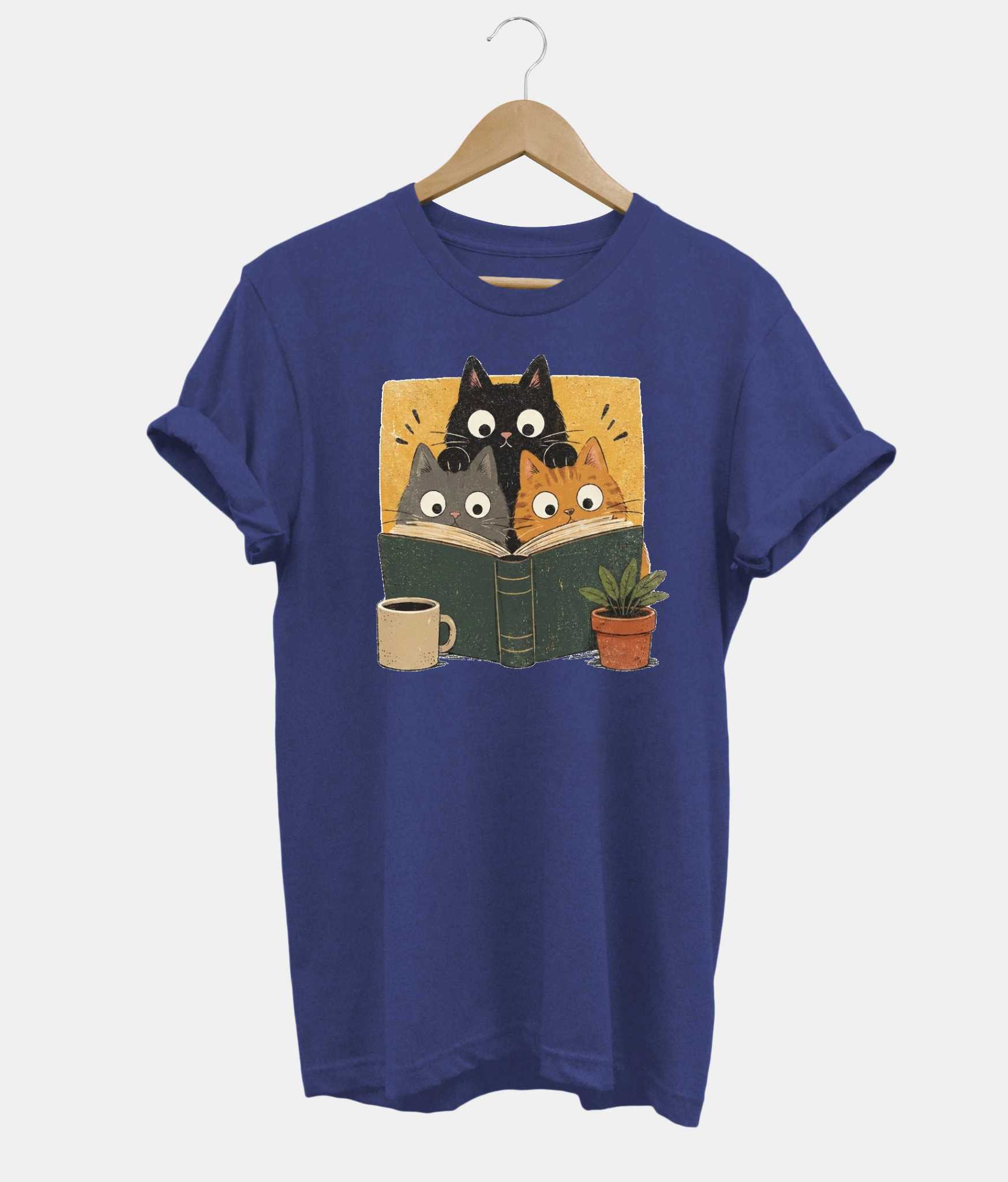 Book Club Cats t-shirt in navy
