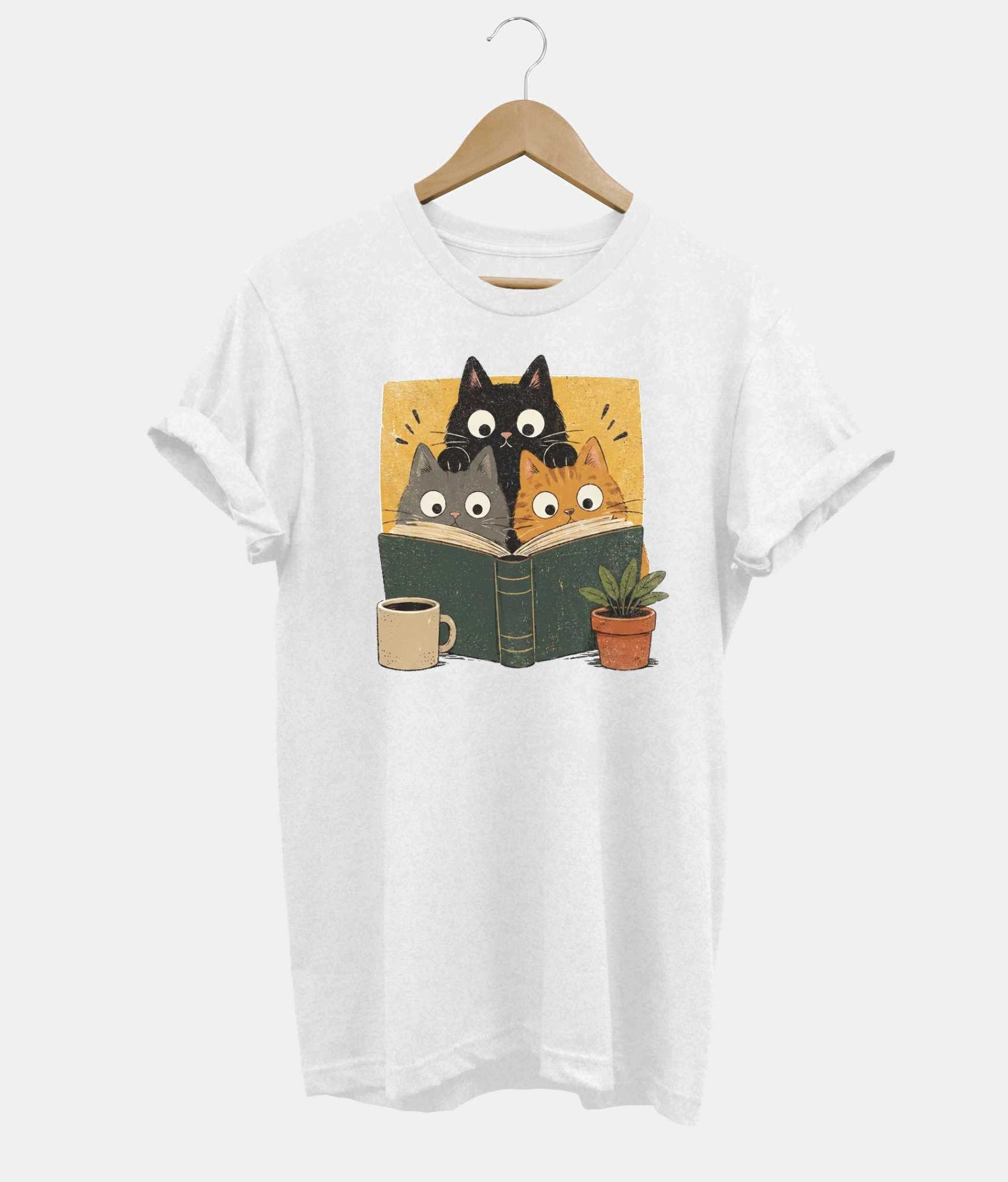 Book Club Cats t-shirt in white